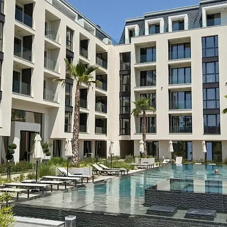 Cozy Flat In Azur Premium Apartman *