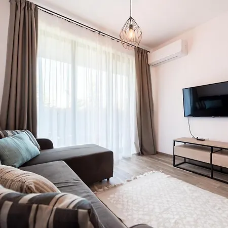 Cozy Flat In Azur Premium شقة فارنا